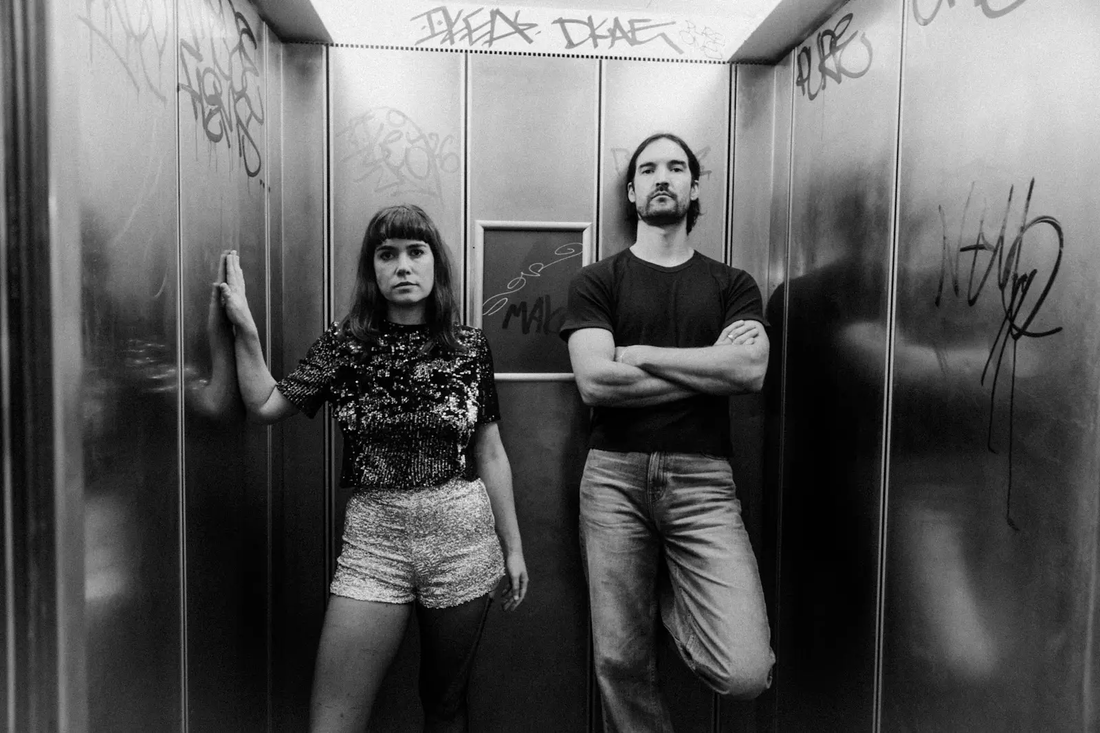 Press photo of Party Dozen
